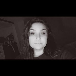 Meet your Posher, Cortney